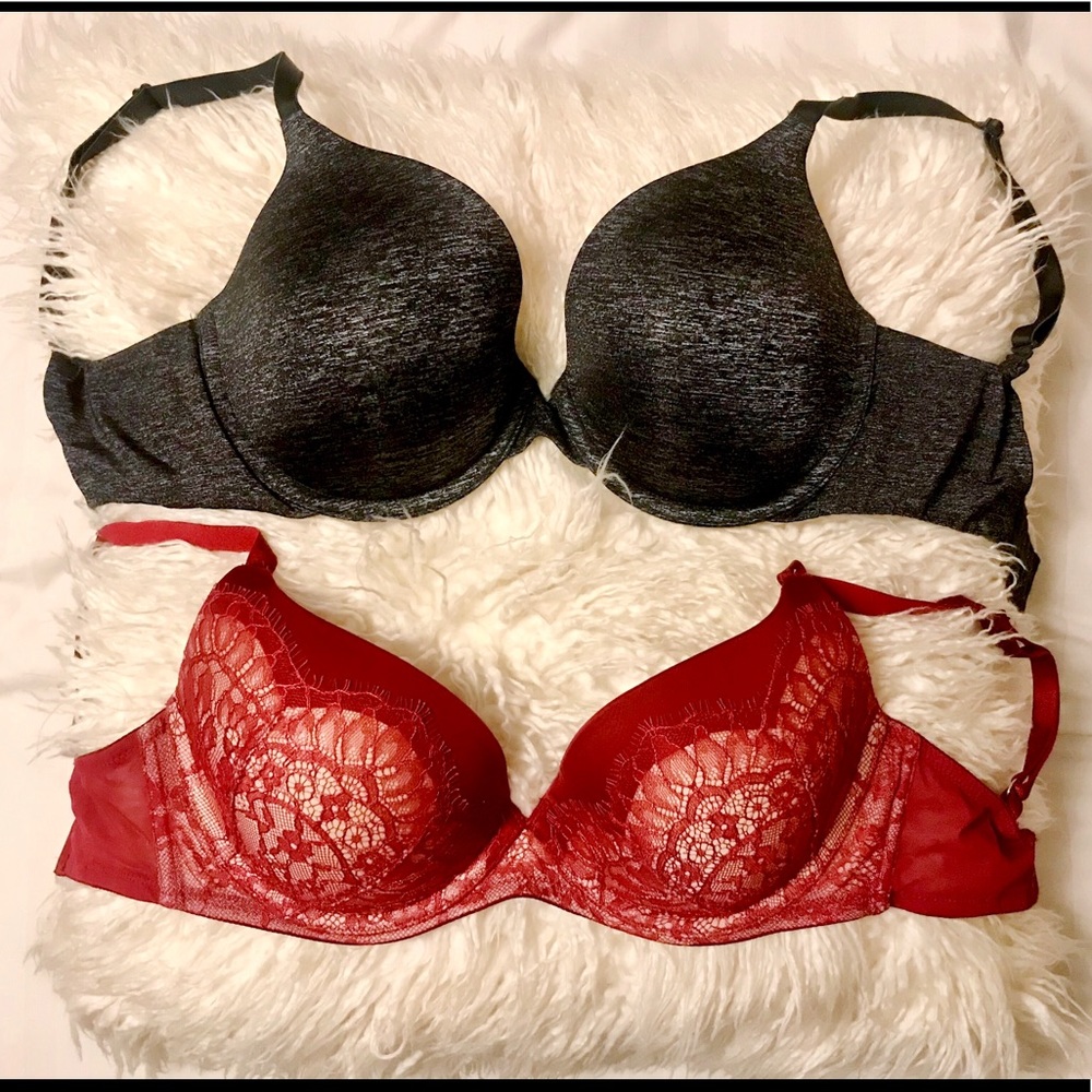 Victoria’s Secret Bra (32DD)